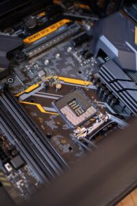 Byg selv PC og få dele på kredit så du kan betal senere
